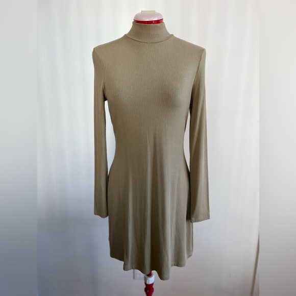 & Other Stories Turtleneck Dress - Picture 2 of 9